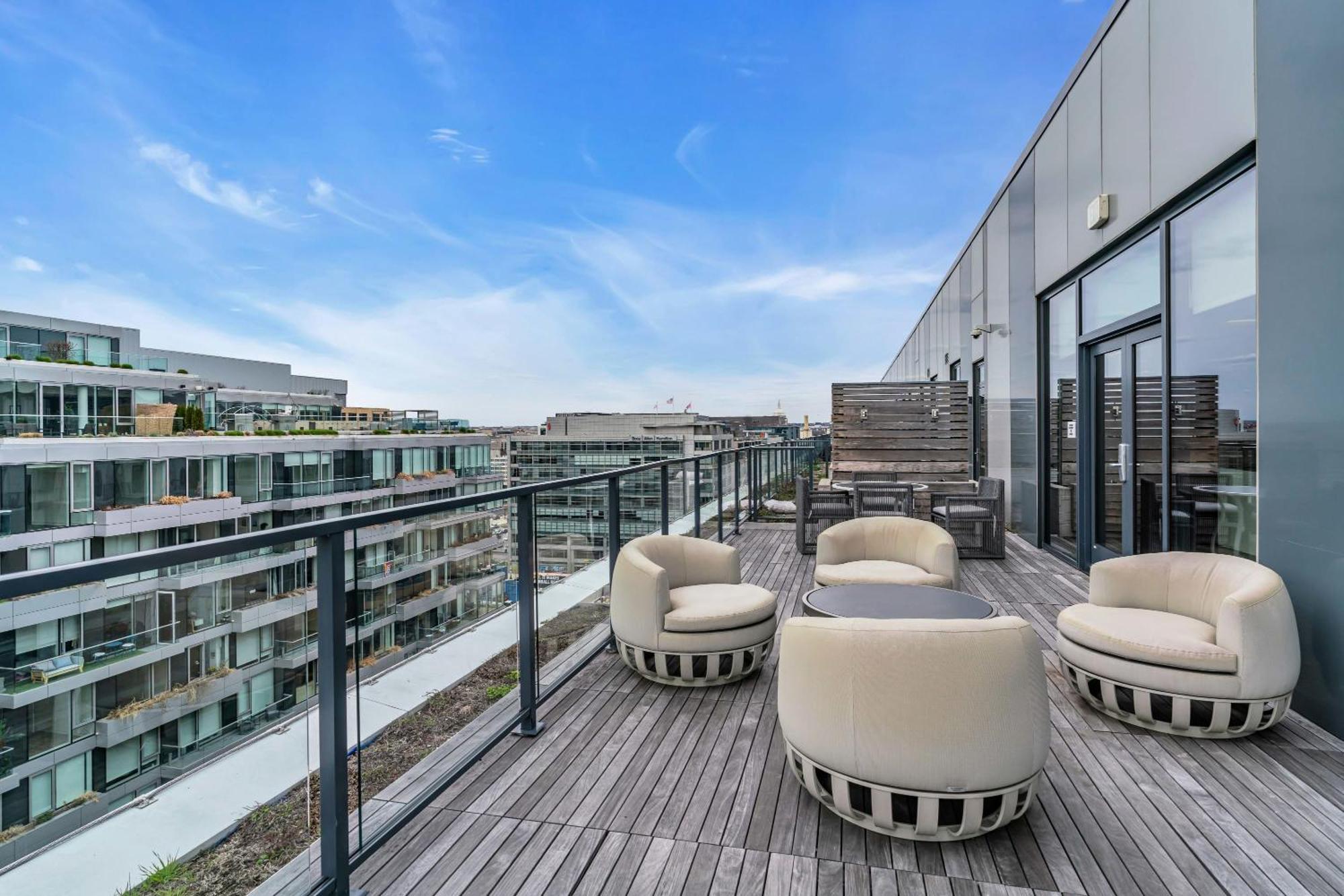 2br Furnished Near Nationals Park Apartment *