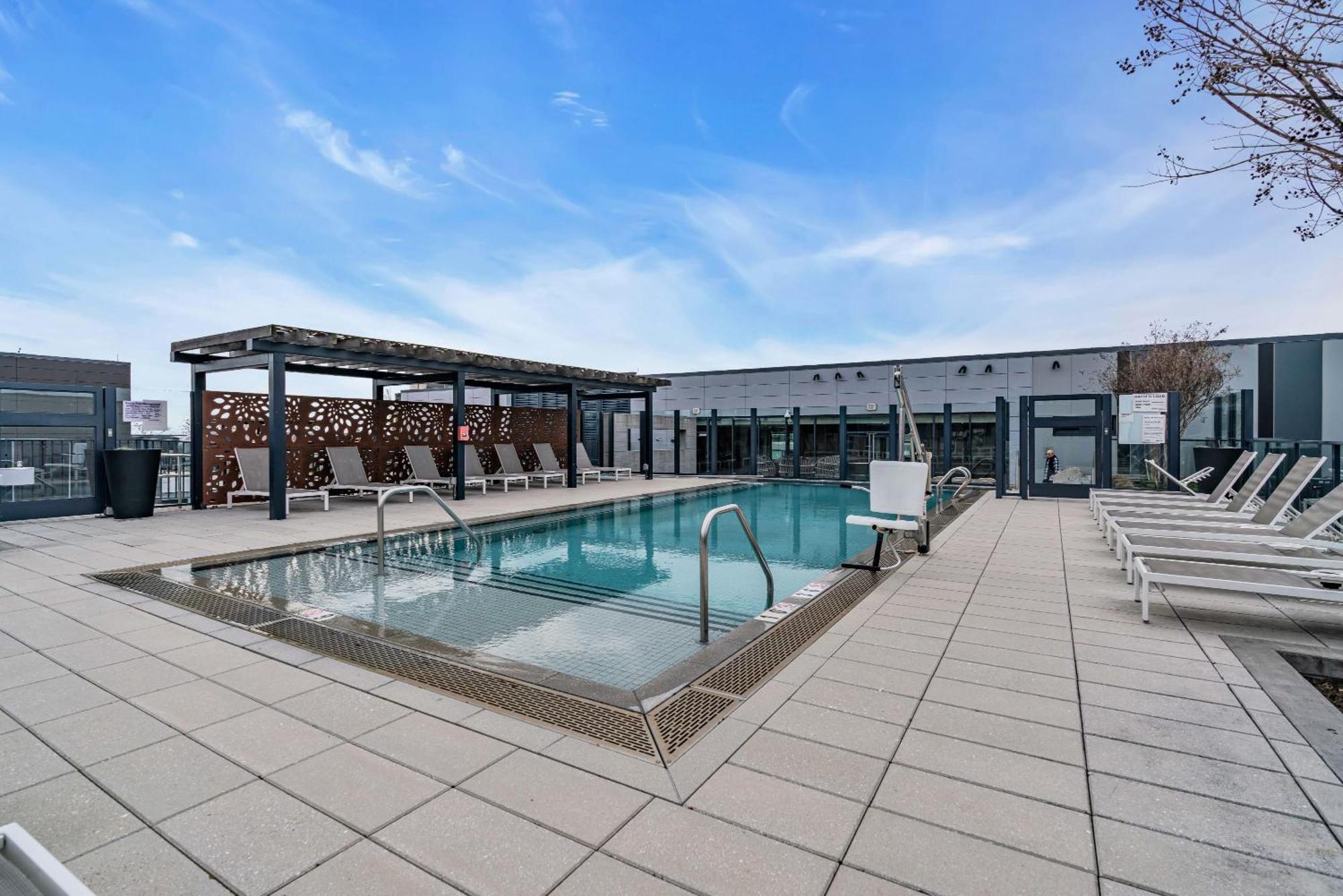 2br Furnished Near Nationals Park Apartment *