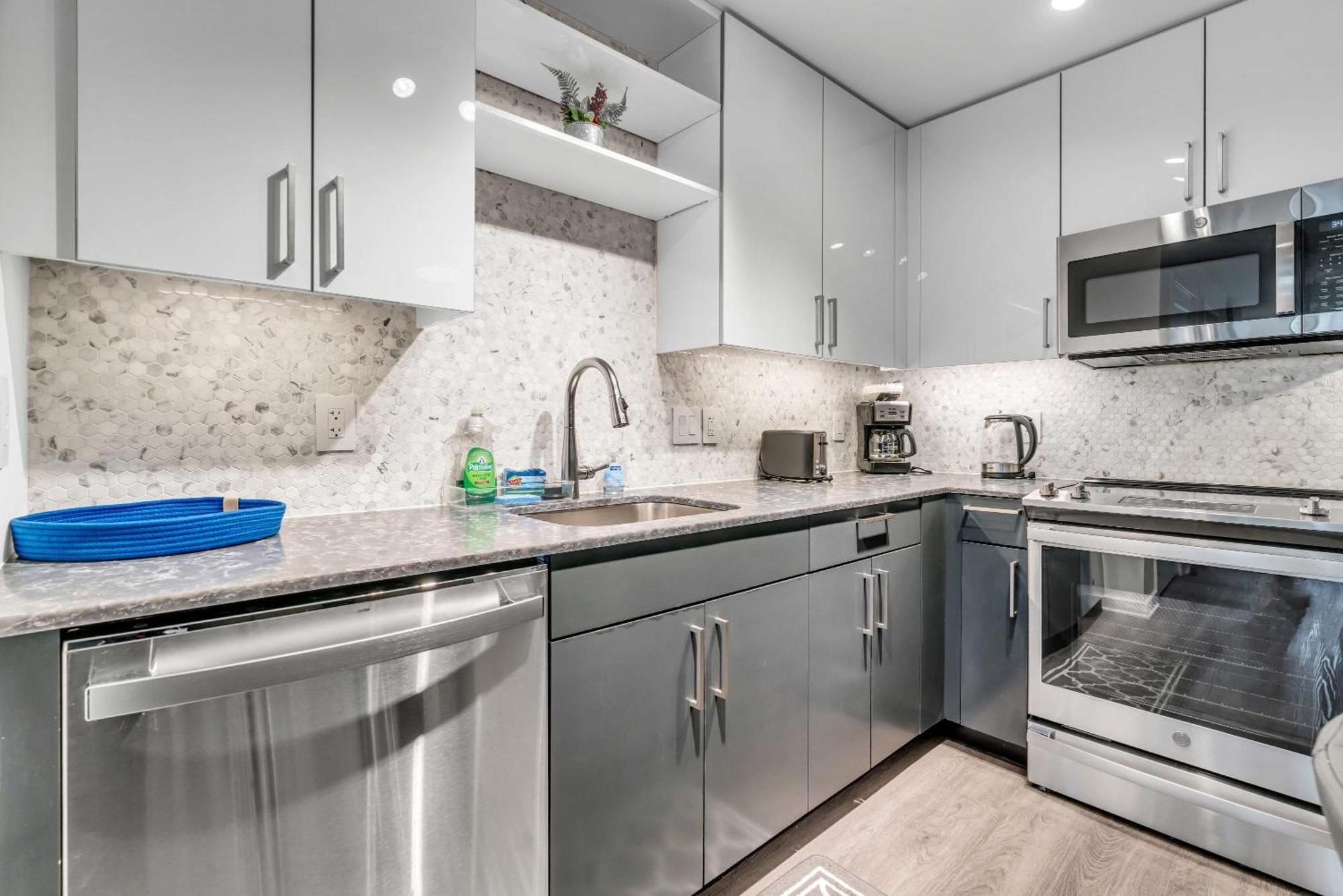 2br Furnished Near Nationals Park *